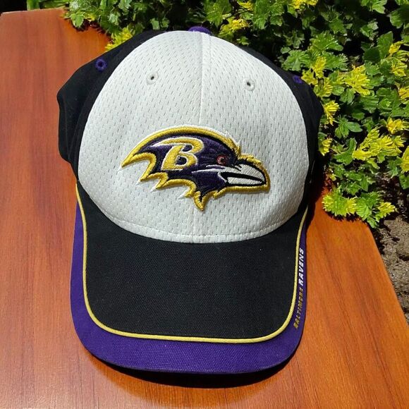 Reebok Vintage Baltimore Ravens NFL Mesh White Black Purple Cap Mens One Size - Picture 1 of 7
